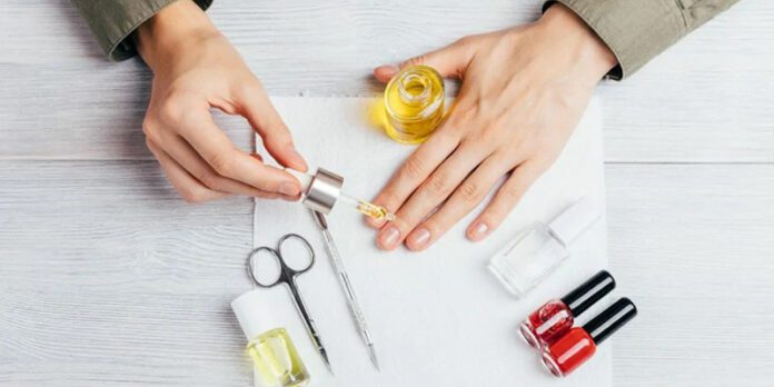 Healing Hands: Argan Oil's Contribution to Nail and Cuticle Health